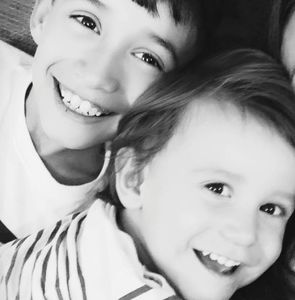 Meet your Posher, Cesar augusto